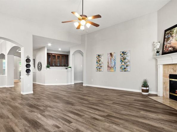 730  Peco Street , Lantana Texas 76226