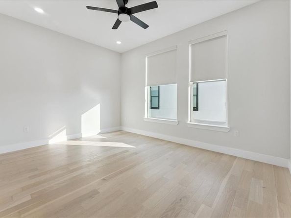 1512  Seegar Street  101, Dallas Texas 75215