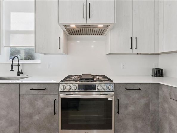 1512  Seegar Street  101, Dallas Texas 75215