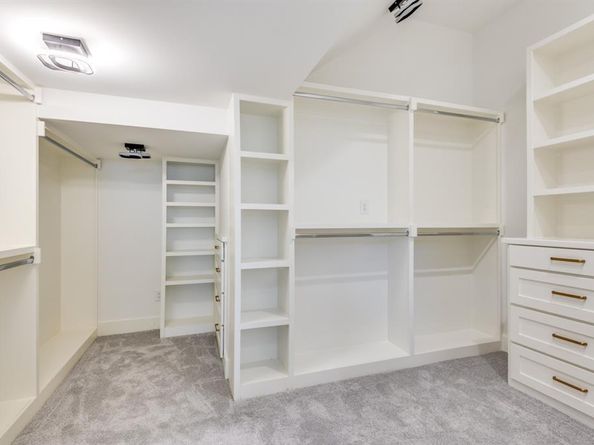 6631  Tyree Street , Dallas Texas 75209