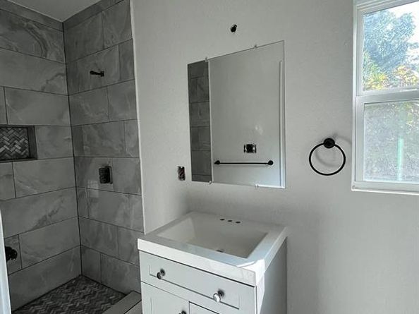 2851  Casey Street , Dallas Texas 75215