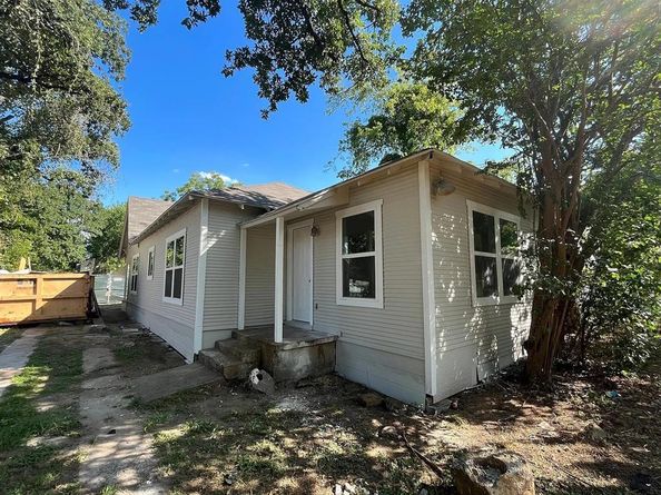 2851  Casey Street , Dallas Texas 75215