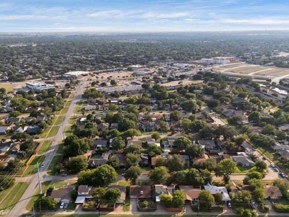 2913  Green Oaks Drive , Garland Texas 75040