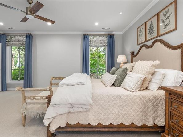 3509  Park Hollow Street , Fort Worth Texas 76109