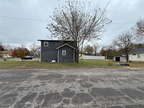 601  Cristler Avenue , Dallas Texas 75223