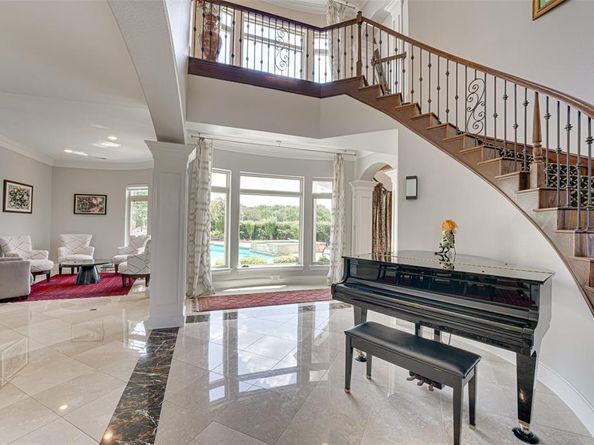 324  La Reata Court , Cedar Hill Texas 75104