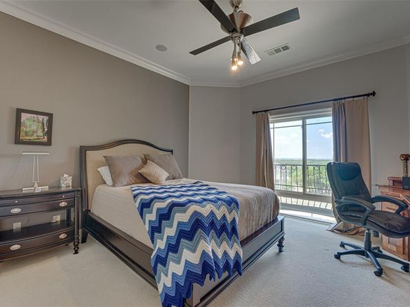 324  La Reata Court , Cedar Hill Texas 75104