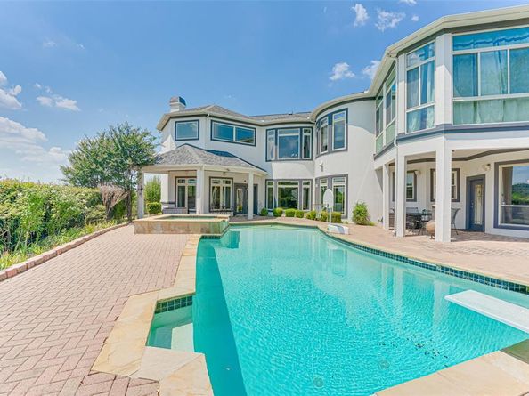 324  La Reata Court , Cedar Hill Texas 75104