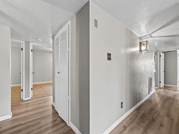 3310  Meadow Oaks Drive , Garland Texas 75043