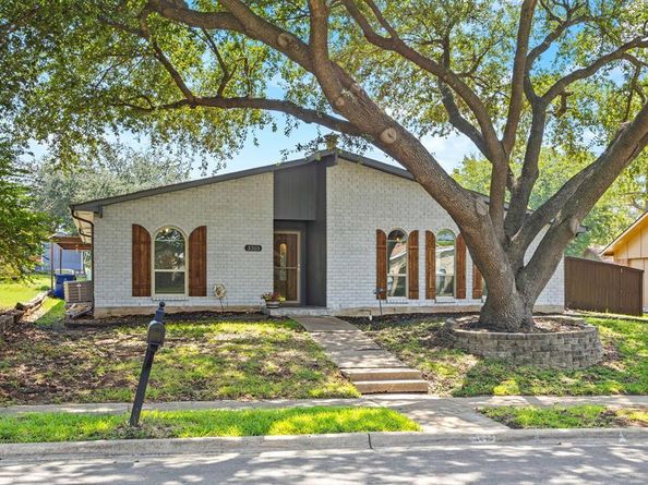3310  Meadow Oaks Drive , Garland Texas 75043