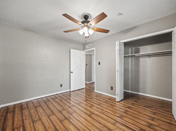 3310  Meadow Oaks Drive , Garland Texas 75043