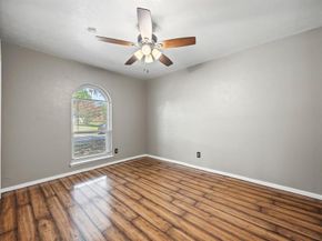 3310  Meadow Oaks Drive , Garland Texas 75043