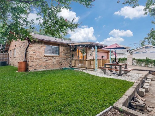 4210  Mayflower Drive , Garland Texas 75043