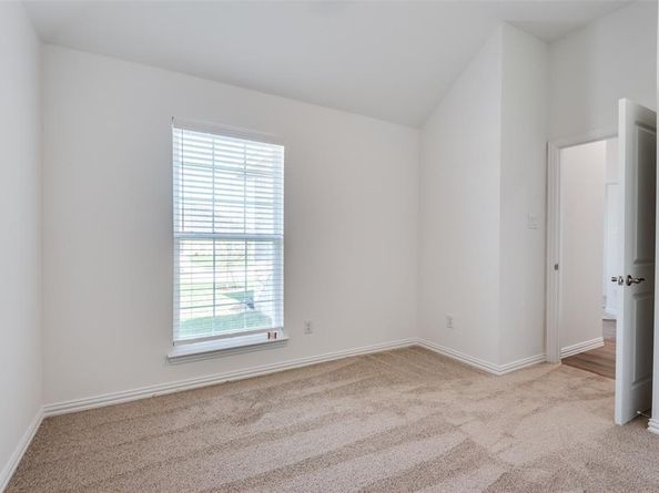 1524 N Carolina Avenue , Lancaster Texas 75134