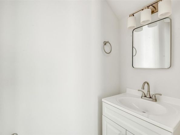 1606  College Avenue , Fort Worth Texas 76104