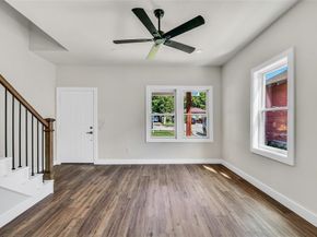 1606  College Avenue , Fort Worth Texas 76104