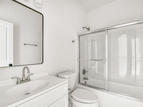 1606  College Avenue , Fort Worth Texas 76104