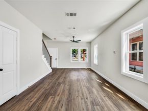 1606  College Avenue , Fort Worth Texas 76104