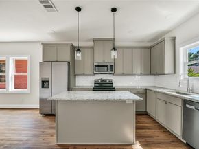 1606  College Avenue , Fort Worth Texas 76104