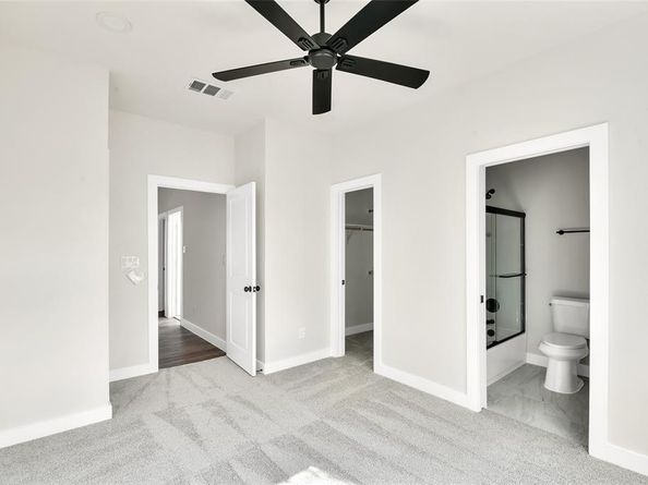 1606  College Avenue , Fort Worth Texas 76104