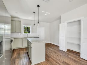 1606  College Avenue , Fort Worth Texas 76104