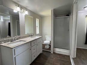 509  Youngstown Street  4, Dallas Texas 75253