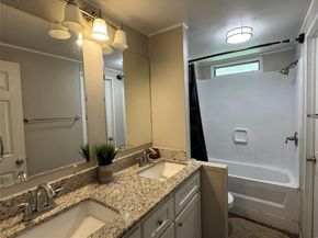 509  Youngstown Street  4, Dallas Texas 75253