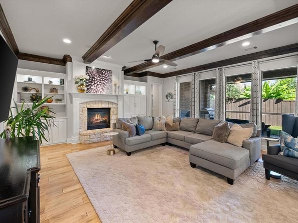 3301  Vista Lake Circle , Mansfield Texas 76063