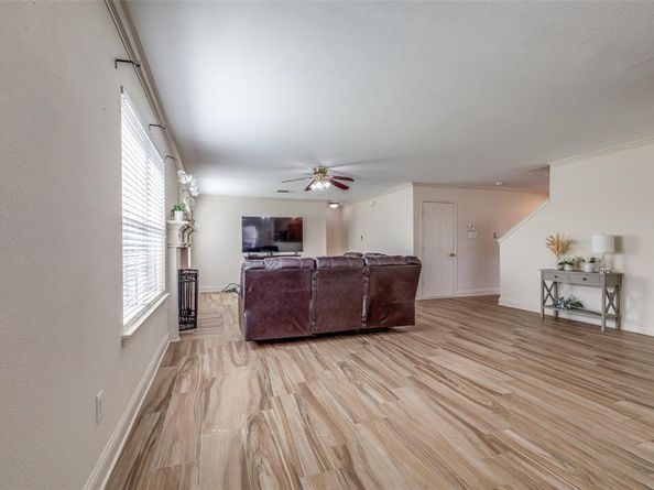 2512  Calico Rock Drive , Fort Worth Texas 76131