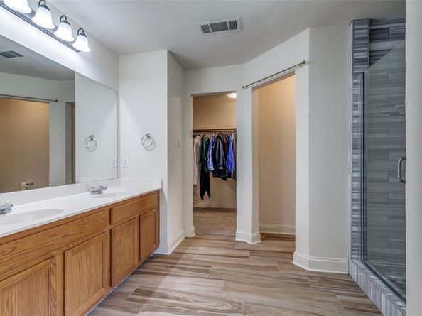 2512  Calico Rock Drive , Fort Worth Texas 76131