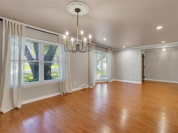 9856  Shoreview Road , Dallas Texas 75238