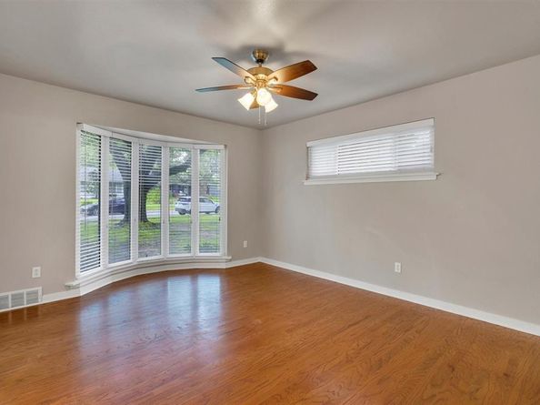 9856  Shoreview Road , Dallas Texas 75238