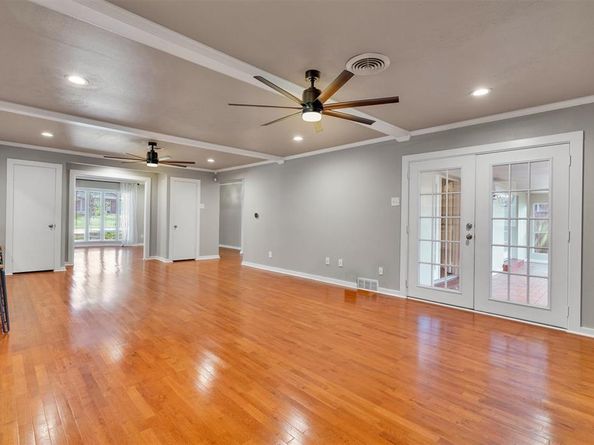 9856  Shoreview Road , Dallas Texas 75238