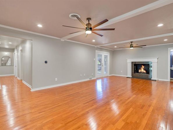 9856  Shoreview Road , Dallas Texas 75238