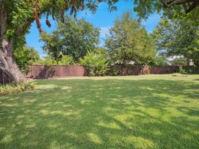 736  Pinehurst Drive , Richardson Texas 75080