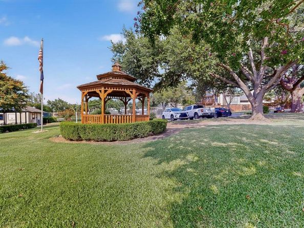 2627  Lakehill Lane , Carrollton Texas 75006