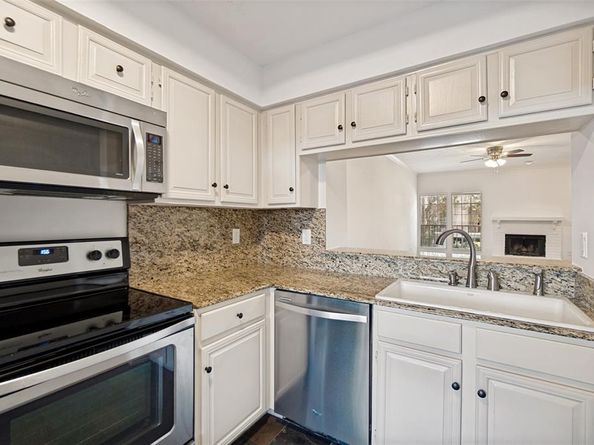 5740  Martel Avenue  A2, Dallas Texas 75206