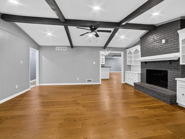 4730  Chilton Drive , Dallas Texas 75227