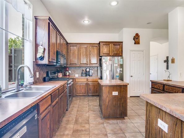6219  Lakecrest Drive , Sachse Texas 75048