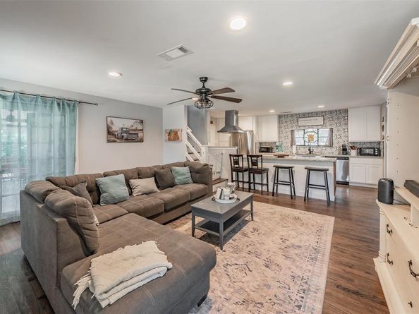 3209  Crites Street , Richland Hills Texas 76118