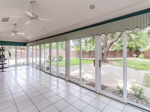 2604  Twinpost Court , Irving Texas 75062