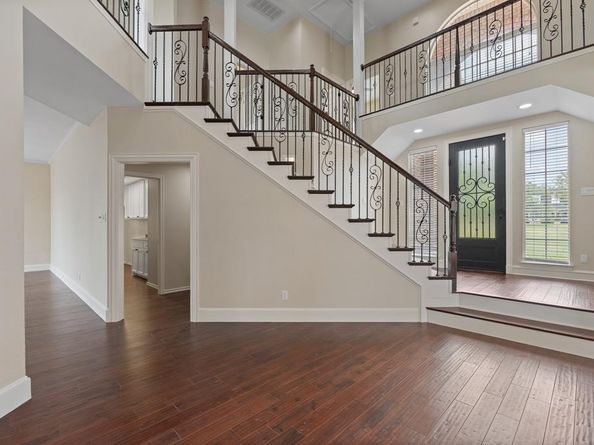 6035  Oak Hollow Drive , Burleson Texas 76028