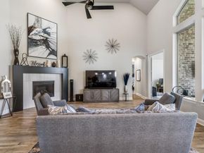 1702  Sycamore Peak Trail , Arlington Texas 76005