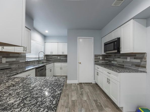 109 W Marguerita Drive , Garland Texas 75040