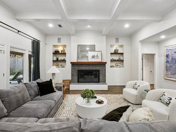 7135  Debbe Drive , Dallas Texas 75252