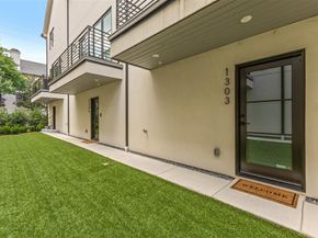 7207  Gaston Avenue  1303, Dallas Texas 75214