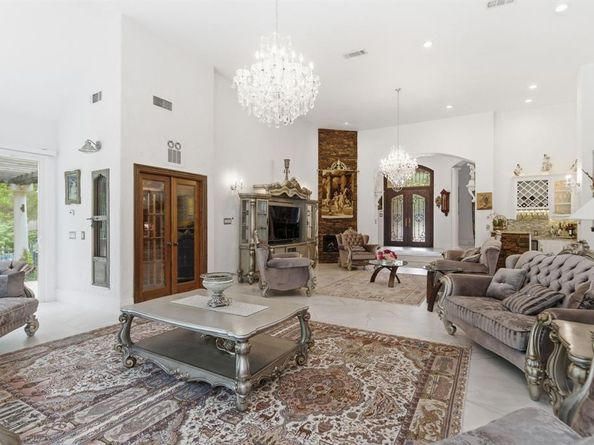 2500  Provine Road , McKinney Texas 75072