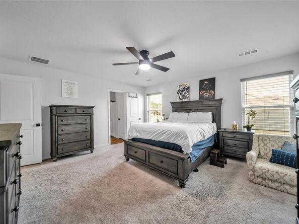 3581  Chestnut Oak Drive , Dallas Texas 75253