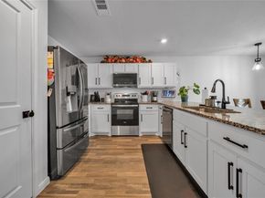3581  Chestnut Oak Drive , Dallas Texas 75253