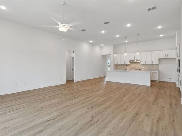 11161  Roxburgh Road , Fort Worth Texas 76052